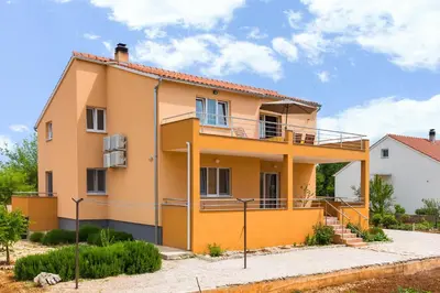 Zgrada u kojoj se nalazi privatni smještaj