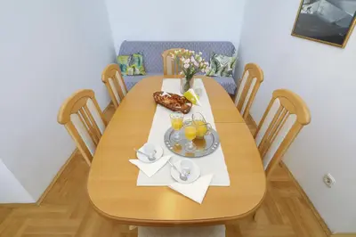 Hrana u apartmanu ili u blizini