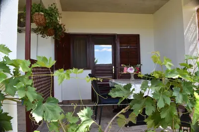 Vrt u objektu Apartment Nakić