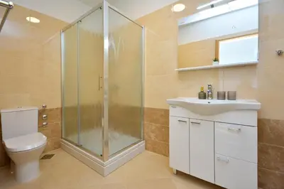 Kupaonica u objektu Villa Authentica with Heated Pool