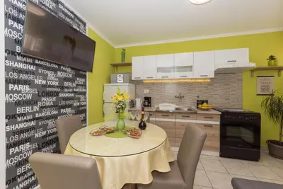 Kuhinja ili čajna kuhinja u objektu Apartment Danijela