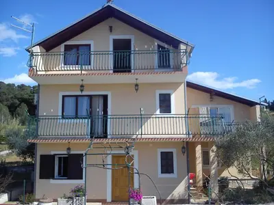Tlocrt objekta Apartments with WiFi Zlarin - 15409