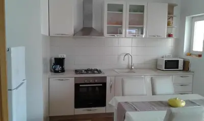 Kuhinja ili čajna kuhinja u objektu apartman zara