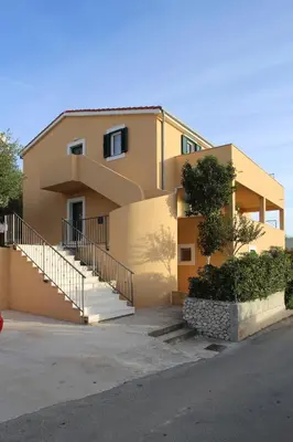 Zgrada u kojoj se nalazi apartman