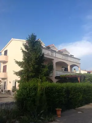Zgrada u kojoj se nalazi apartman