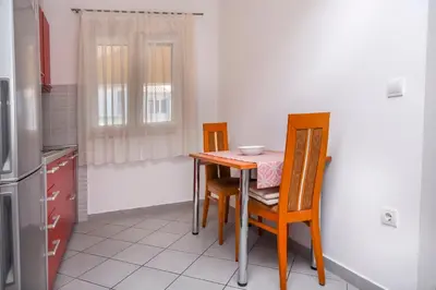 Kuhinja ili čajna kuhinja u objektu Apartments Frane