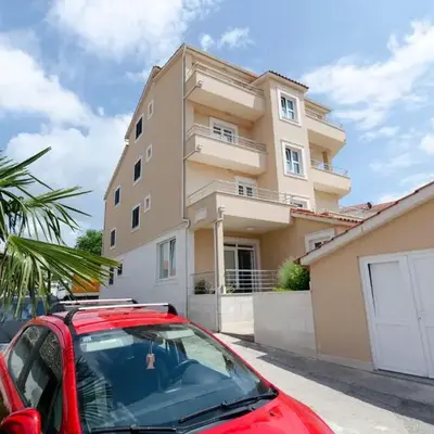 Apartments Frane