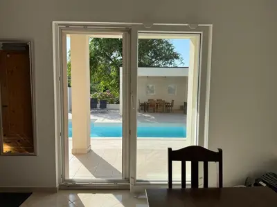 Bazen u objektu Ferienhaus FILI Insel Murter mit privaten Pool und großer Terrasse ili u blizini