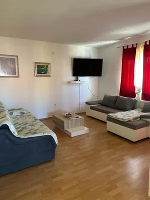 TV i/ili zabavni centar u objektu Apartman Jole
