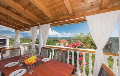 Balkon ili terasa u objektu One-Bedroom Holiday Home In Danilo