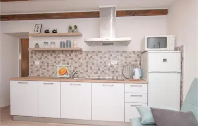 Tlocrt objekta Nice Home In Unesic With Wifi