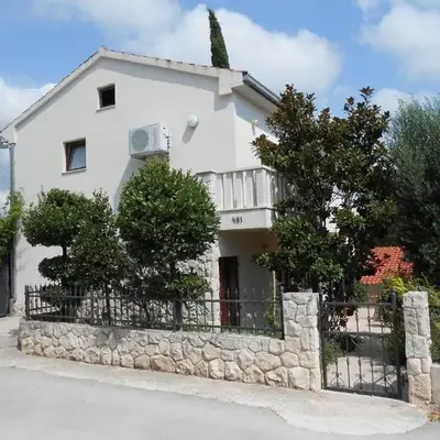 Apartments by the sea Rogoznica - 15566