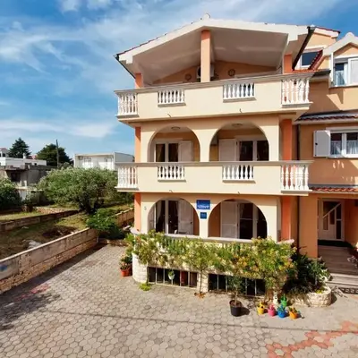 Apartments by the sea Srima - Vodice