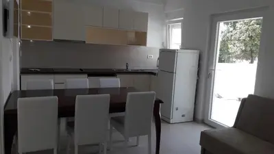Kuhinja ili čajna kuhinja u objektu Apartments by the sea Bilo, Primosten - 14601