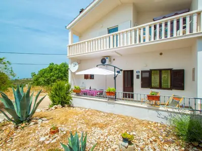 Balkon ili terasa u objektu Apartment Josip by Interhome