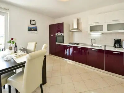 Kuhinja ili čajna kuhinja u objektu Apartment Milin-2 by Interhome
