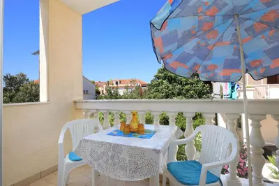Balkon ili terasa u objektu Family friendly seaside apartments Brodarica, Sibenik - 15270