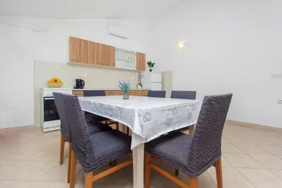 Tlocrt objekta Apartman Belakušić 1