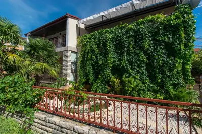 Vrt u objektu Apartments Andrija