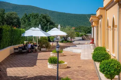 Pogled na planine ili pogled na planine iz smještaja s doručkom