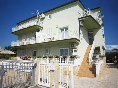 Zgrada u kojoj se nalazi apartman