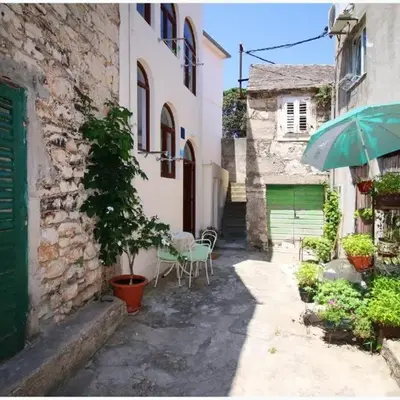 Apartment Josip