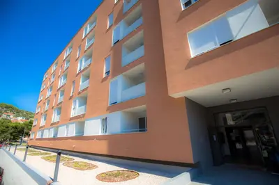 Zgrada u kojoj se nalazi apartman