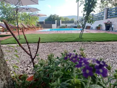 Bazen u objektu Apartment Karla SNB ili u blizini