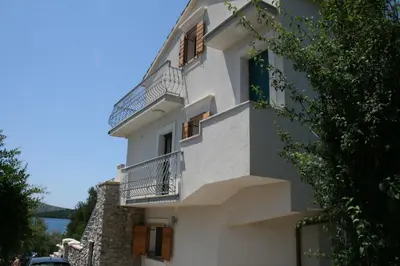 Zgrada u kojoj se nalazi apartman