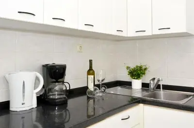 Kuhinja ili čajna kuhinja u objektu Apartments Sandy