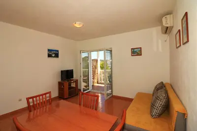 TV i/ili zabavni centar u objektu Apartments Slađana
