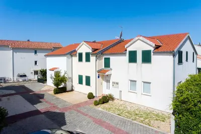 Zgrada u kojoj se nalazi apartman