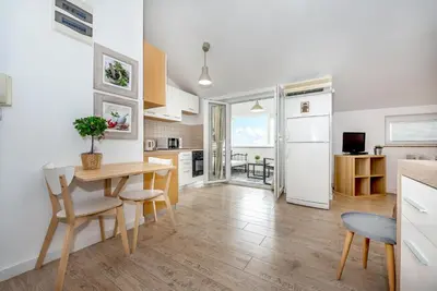 Kuhinja ili čajna kuhinja u objektu Apartman Karla Mara Ana Ivan & Jo