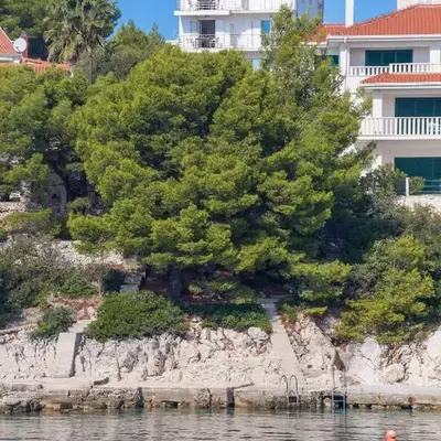 Apartments by the sea Razanj