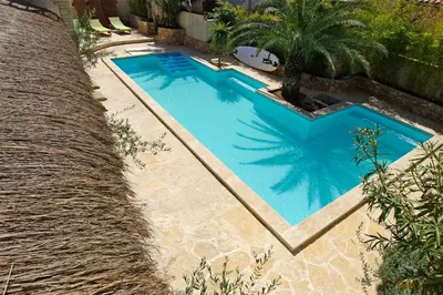 Bazen u objektu Murter-Center, studio for 2 with sauna &Jacuzzi id 678 ili u blizini