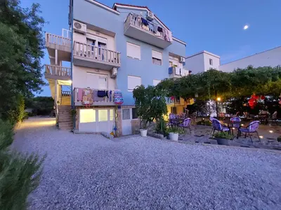 Zgrada u kojoj se nalazi apartman