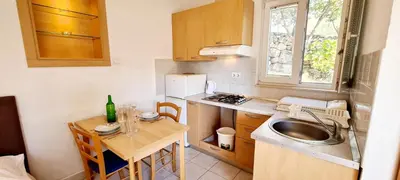 Kuhinja ili čajna kuhinja u objektu Adriatica Apartments