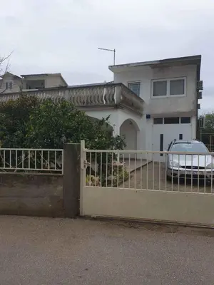 Zgrada u kojoj se nalazi apartman