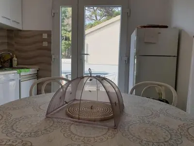 Kuhinja ili čajna kuhinja u objektu Apartments Delfin