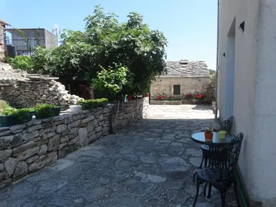 Zgrada u kojoj se nalazi apartman