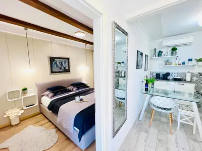 Kuhinja ili čajna kuhinja u objektu Charming Seaside Apartment