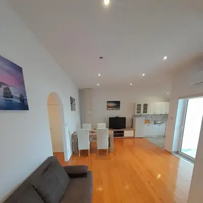 Kuhinja ili čajna kuhinja u objektu Apartmani Zvonimir