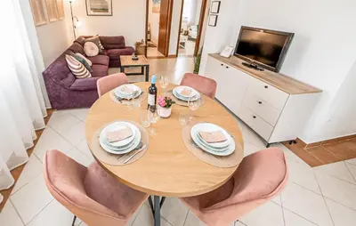 Tlocrt objekta Two-Bedroom Apartment In Rogoznica