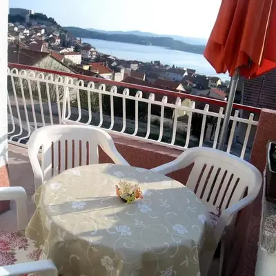 Apartments Madlena