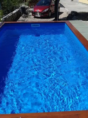 Bazen u objektu APARTMAN FRANE 6+2 ili u blizini