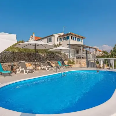 Four-Bedroom Holiday Home In Primosten