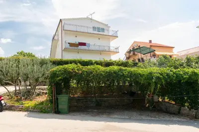 Vrt u objektu Apartments Jere Proto