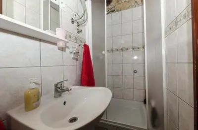Kupaonica u objektu Studio Apartment in Ražanj with Terrace, WiFi (4597-1)