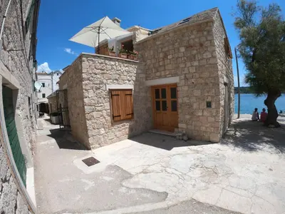 Zgrada u kojoj se nalazi apartman