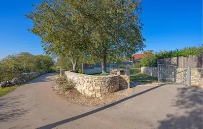 Tlocrt objekta One-Bedroom Holiday Home In Konjevrate